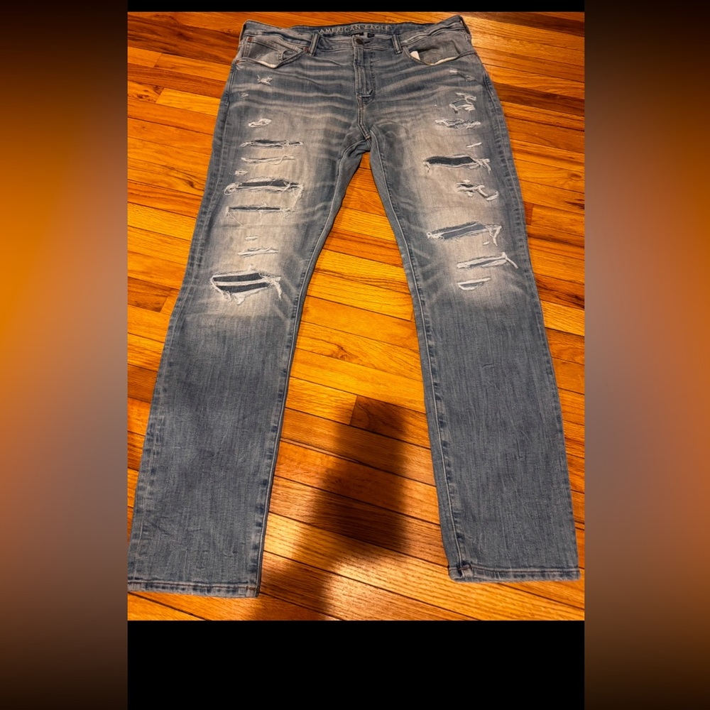 American Eagle men’s destroyed jeans 38 waist 36 length